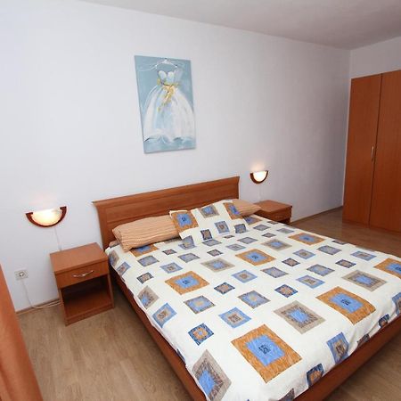 רוביני Apartments Denise מראה חיצוני תמונה