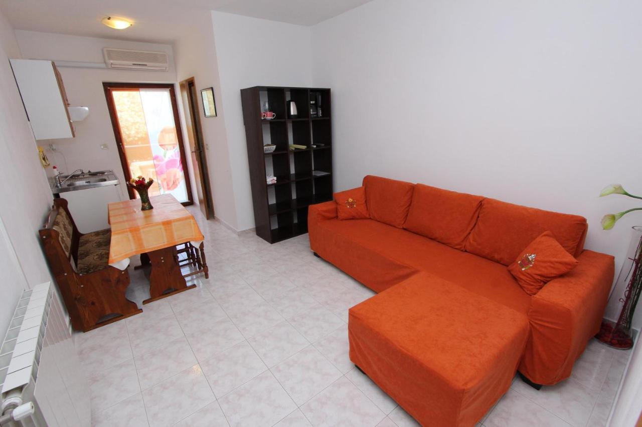רוביני Apartments Denise מראה חיצוני תמונה
