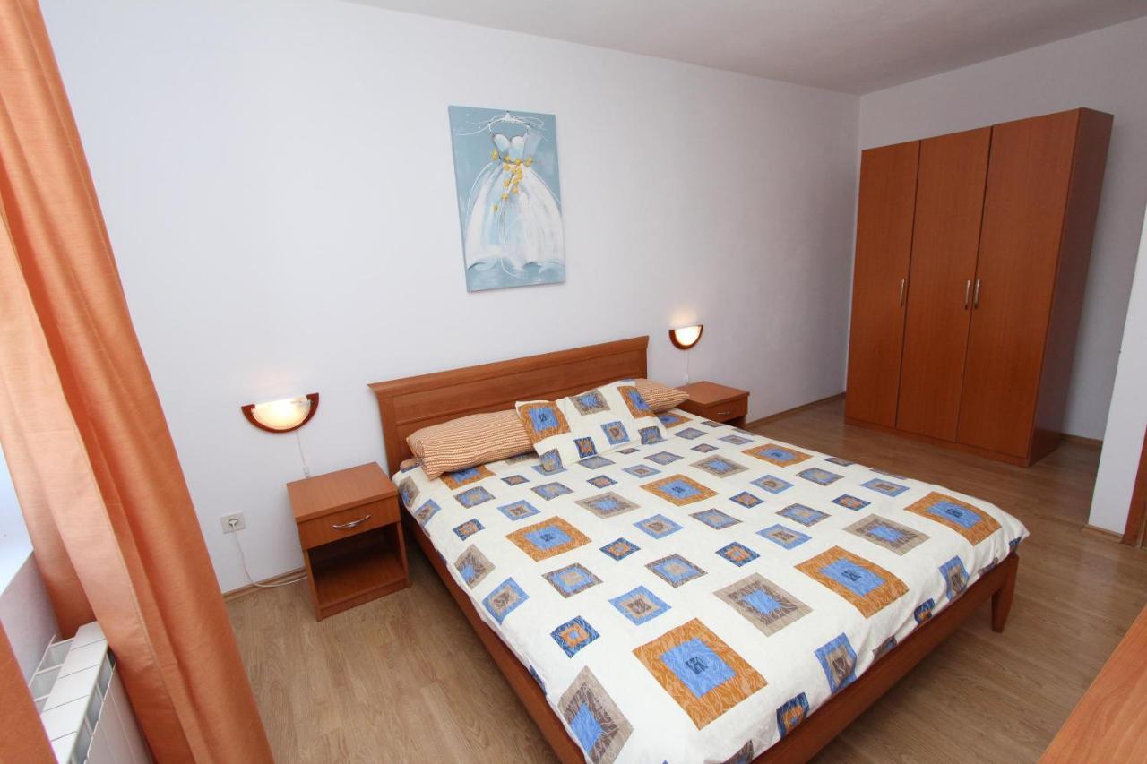 רוביני Apartments Denise מראה חיצוני תמונה