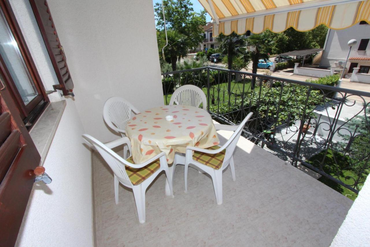 רוביני Apartments Denise מראה חיצוני תמונה